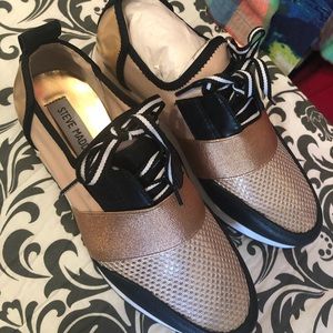 Steve Madden Sneakers